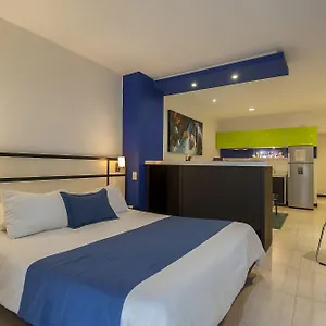 aqua-granada-hotel.cali-hotels.com/