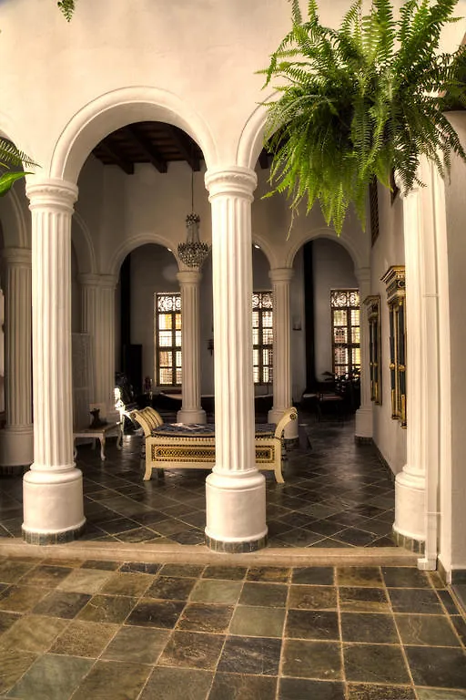 Casa De Leda, A Kali Hotel